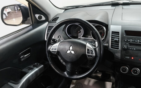 Mitsubishi Outlander III рестайлинг 3, 2008 год, 1 249 000 рублей, 23 фотография
