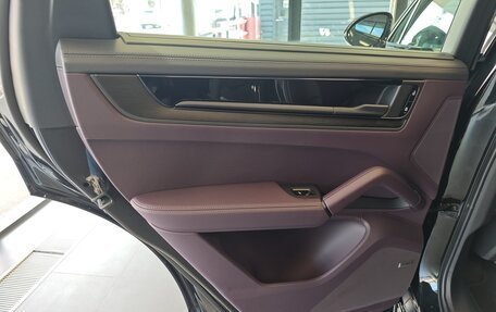 Porsche Cayenne III, 2026 год, 18 990 000 рублей, 18 фотография