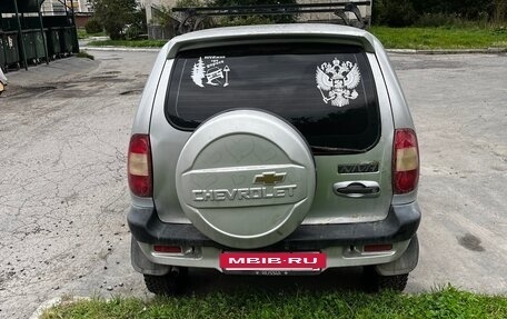 Chevrolet Niva I рестайлинг, 2004 год, 300 000 рублей, 5 фотография