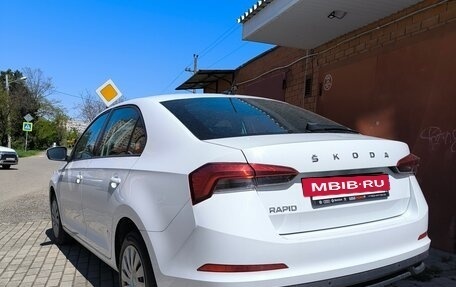 Skoda Rapid II, 2021 год, 1 550 000 рублей, 2 фотография