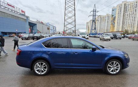 Skoda Octavia, 2018 год, 1 970 000 рублей, 3 фотография