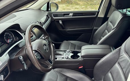 Volkswagen Touareg III, 2015 год, 2 900 000 рублей, 9 фотография