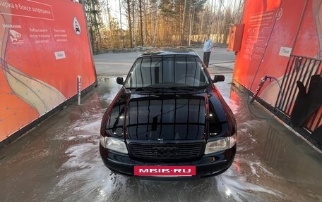 Audi A4, 1995 год, 180 000 рублей, 2 фотография