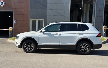 Volkswagen Tiguan II, 2021 год, 3 300 000 рублей, 3 фотография