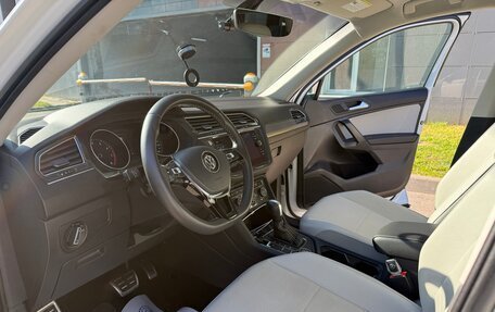 Volkswagen Tiguan II, 2021 год, 3 300 000 рублей, 11 фотография