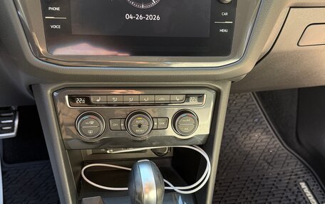 Volkswagen Tiguan II, 2021 год, 3 300 000 рублей, 13 фотография