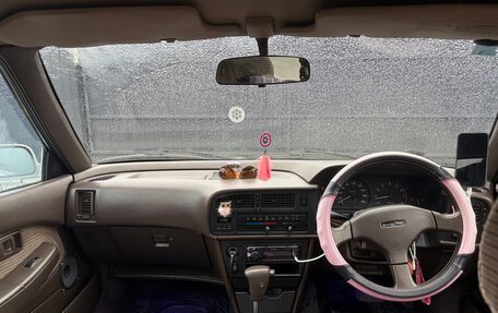 Toyota Carina, 1990 год, 265 000 рублей, 6 фотография