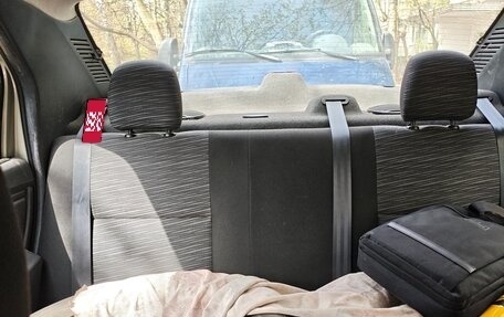 Renault Logan I, 2011 год, 380 000 рублей, 8 фотография