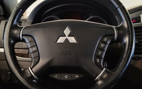 Mitsubishi Pajero IV, 2021 год, 3 099 000 рублей, 17 фотография