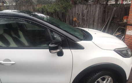 Renault Kaptur I рестайлинг, 2018 год, 1 850 000 рублей, 6 фотография