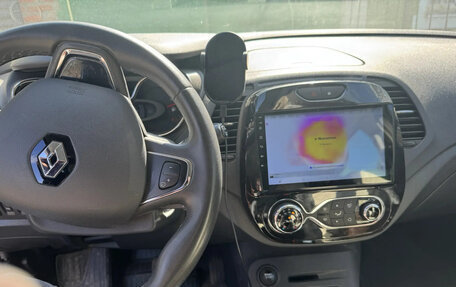 Renault Kaptur I рестайлинг, 2018 год, 1 850 000 рублей, 14 фотография