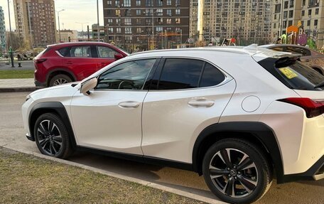 Lexus UX I, 2023 год, 4 100 000 рублей, 4 фотография
