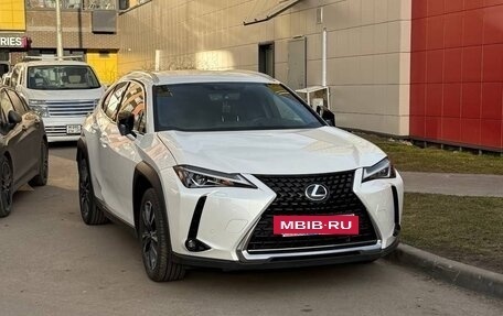 Lexus UX I, 2023 год, 4 100 000 рублей, 2 фотография