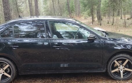 Volkswagen Jetta VI, 2013 год, 719 000 рублей, 4 фотография