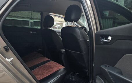 Hyundai Solaris II рестайлинг, 2021 год, 1 650 000 рублей, 10 фотография