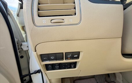 Infiniti QX56, 2010 год, 1 800 000 рублей, 8 фотография