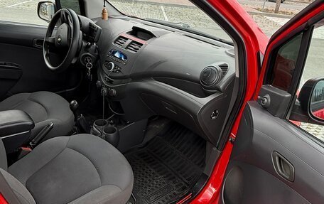 Chevrolet Spark III, 2011 год, 385 000 рублей, 16 фотография