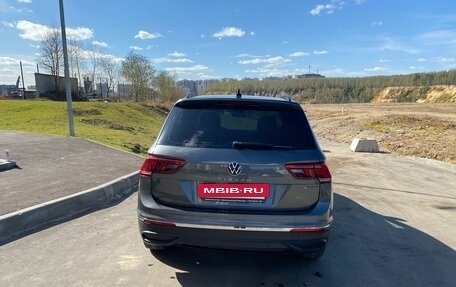 Volkswagen Tiguan II, 2021 год, 3 300 000 рублей, 7 фотография