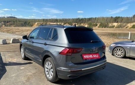 Volkswagen Tiguan II, 2021 год, 3 300 000 рублей, 8 фотография