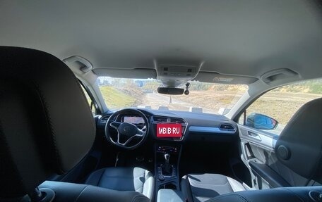 Volkswagen Tiguan II, 2021 год, 3 300 000 рублей, 10 фотография