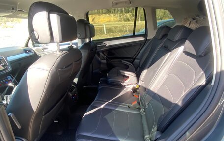 Volkswagen Tiguan II, 2021 год, 3 300 000 рублей, 12 фотография