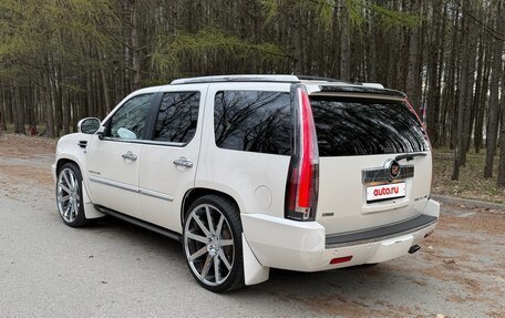 Cadillac Escalade III, 2012 год, 2 650 000 рублей, 7 фотография