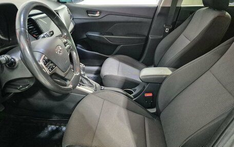 Hyundai Solaris II рестайлинг, 2019 год, 1 200 000 рублей, 12 фотография