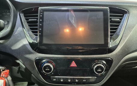 Hyundai Solaris II рестайлинг, 2019 год, 1 200 000 рублей, 17 фотография