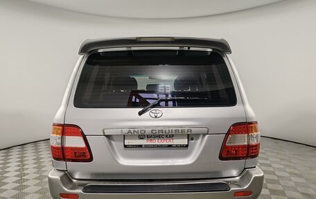 Toyota Land Cruiser 100 рестайлинг 2, 2007 год, 2 549 000 рублей, 6 фотография