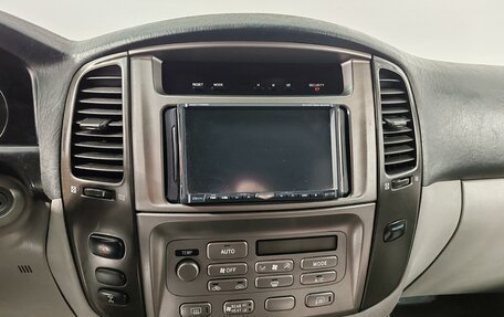 Toyota Land Cruiser 100 рестайлинг 2, 2007 год, 2 549 000 рублей, 15 фотография