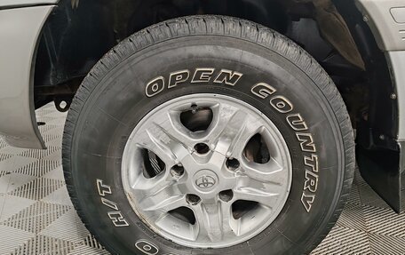 Toyota Land Cruiser 100 рестайлинг 2, 2007 год, 2 549 000 рублей, 19 фотография