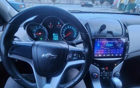 Chevrolet Cruze II, 2013 год, 750 000 рублей, 16 фотография