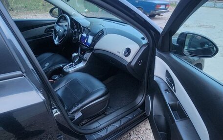 Chevrolet Cruze II, 2013 год, 750 000 рублей, 13 фотография