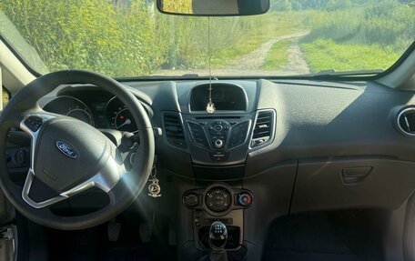 Ford Fiesta, 2016 год, 730 000 рублей, 2 фотография