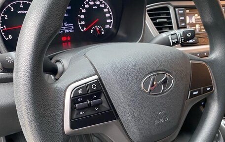 Hyundai Solaris II рестайлинг, 2019 год, 1 659 000 рублей, 26 фотография