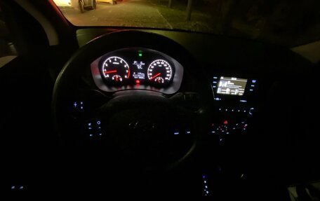 Hyundai Solaris II рестайлинг, 2019 год, 1 659 000 рублей, 40 фотография