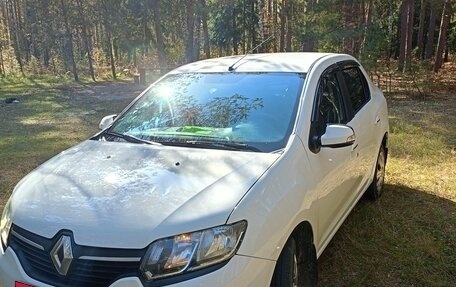 Renault Logan II, 2014 год, 700 000 рублей, 3 фотография