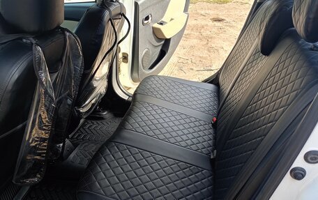 Renault Logan II, 2014 год, 700 000 рублей, 17 фотография