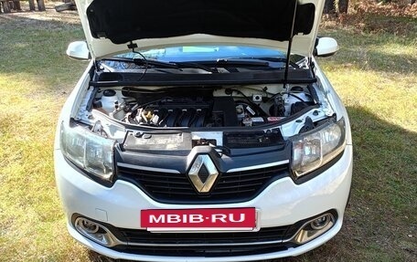 Renault Logan II, 2014 год, 700 000 рублей, 8 фотография