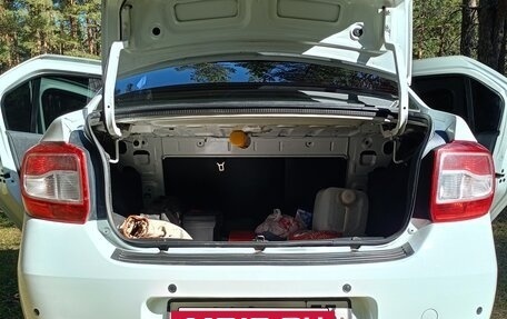 Renault Logan II, 2014 год, 700 000 рублей, 22 фотография