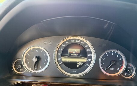 Mercedes-Benz E-Класс, 2012 год, 17 фотография