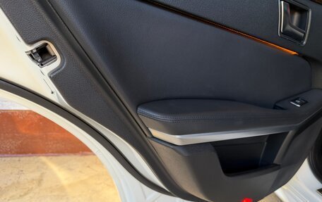 Mercedes-Benz E-Класс, 2012 год, 14 фотография