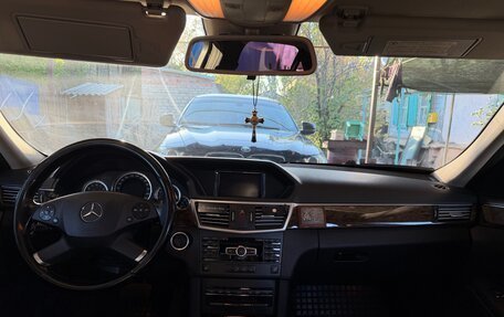 Mercedes-Benz E-Класс, 2012 год, 8 фотография