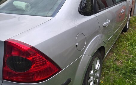 Ford Focus II рестайлинг, 2005 год, 410 000 рублей, 3 фотография