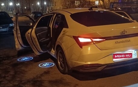 Hyundai Elantra, 2021 год, 1 400 000 рублей, 5 фотография
