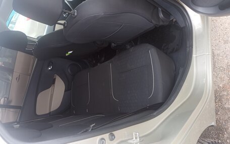 Renault Logan II, 2018 год, 920 000 рублей, 19 фотография