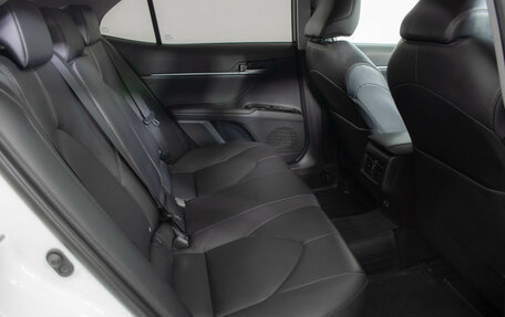 Toyota Camry, 2019 год, 2 815 000 рублей, 10 фотография