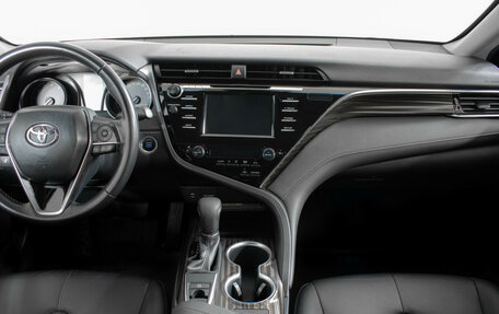 Toyota Camry, 2019 год, 2 815 000 рублей, 11 фотография