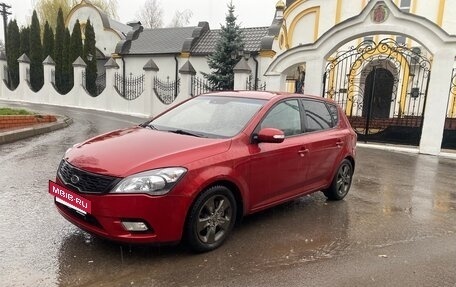 KIA cee'd I рестайлинг, 2011 год, 749 000 рублей, 2 фотография