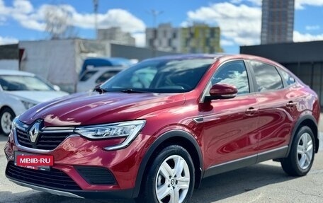 Renault Arkana I, 2020 год, 1 699 000 рублей, 2 фотография